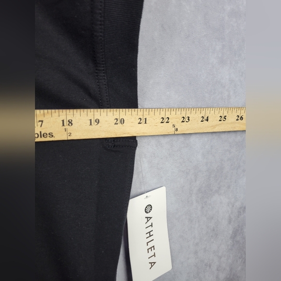 ATHLETA Retroterry V-Neck Sweatshirt Tee Sweater Vest Ivory In Black Size M‎ - Picture 15 of 15